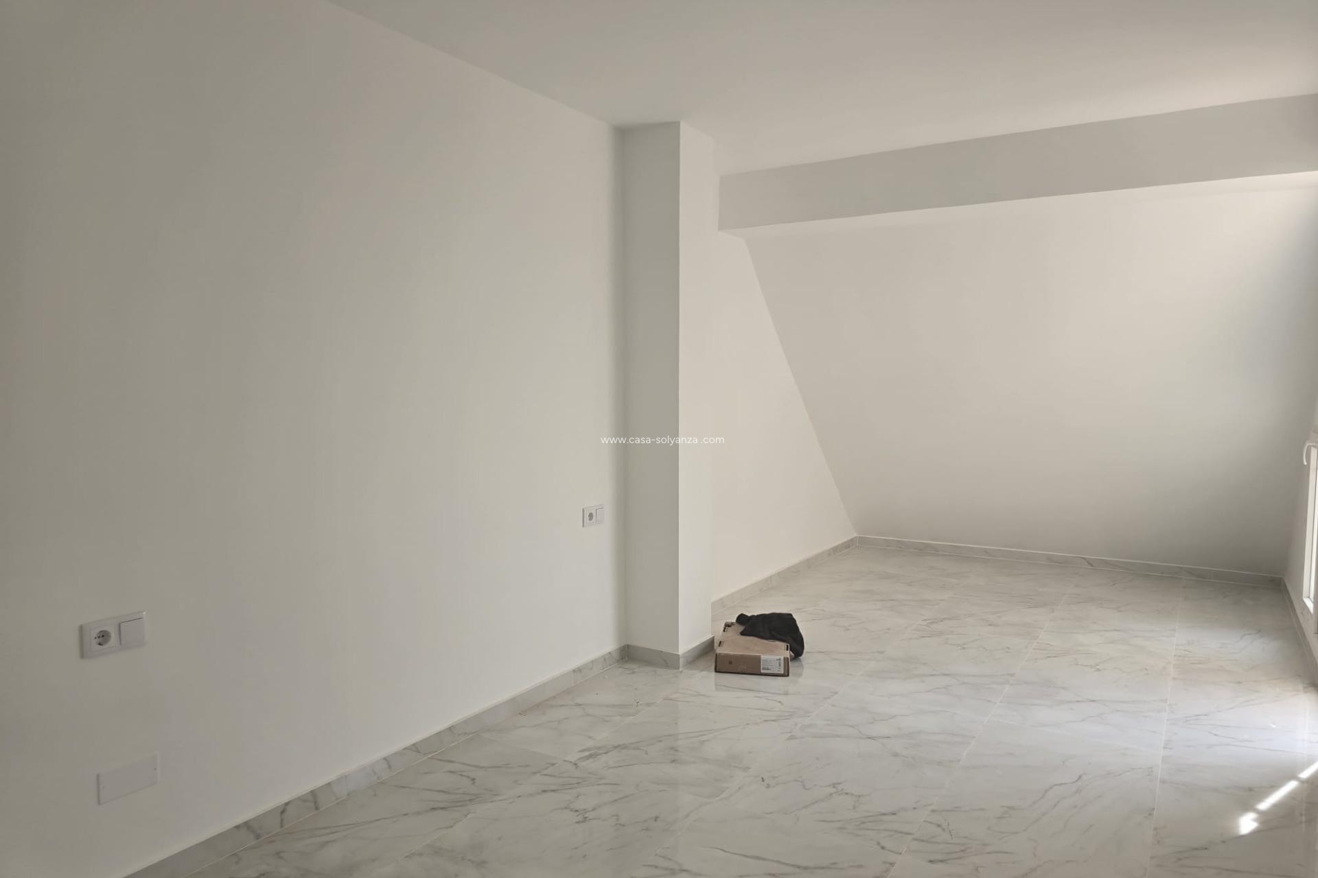 Revente - Appartement - Torrevieja - Acequion