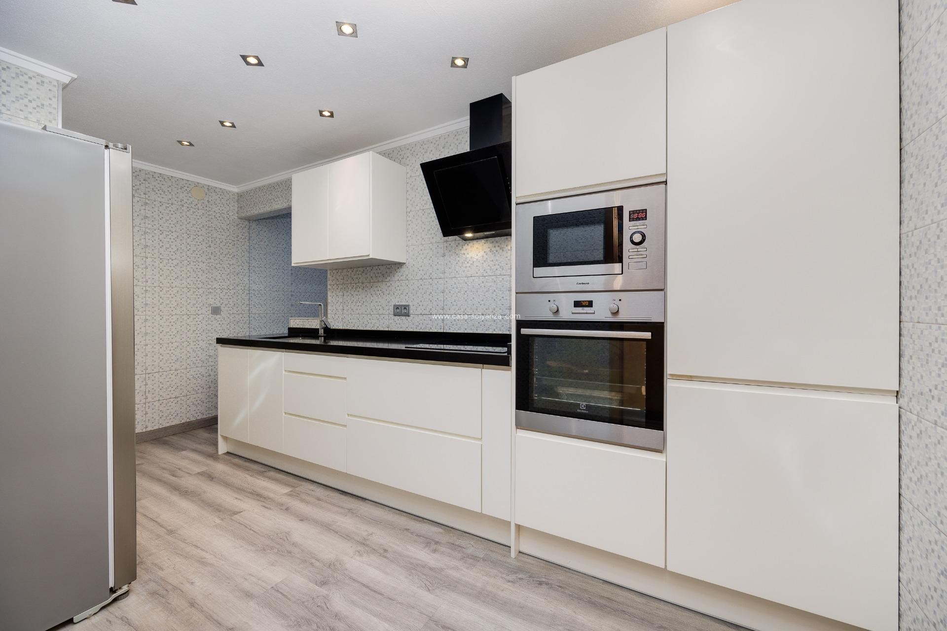 Revente - Appartement - Torrevieja - Acequion