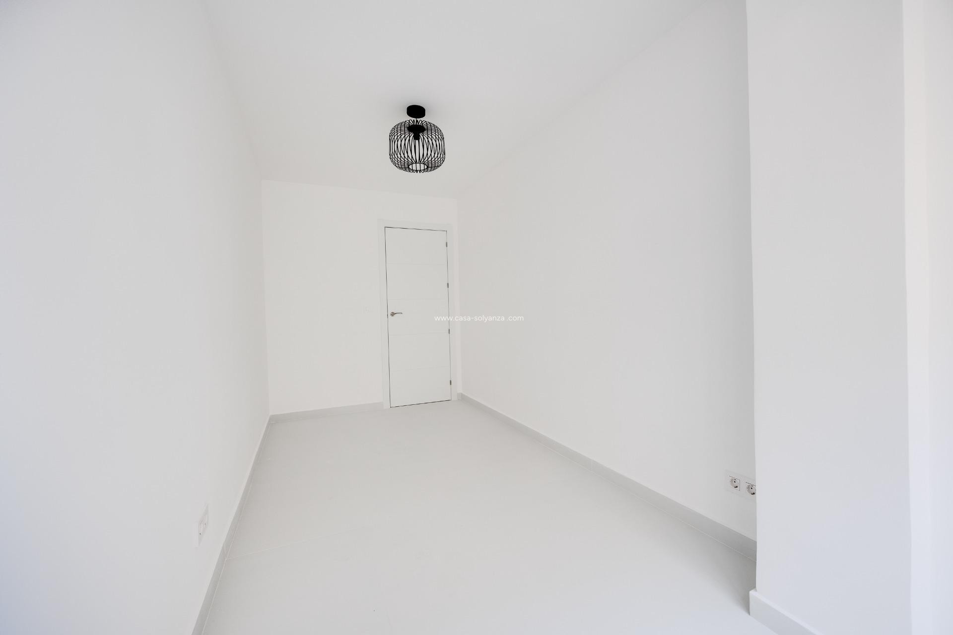 Revente - Appartement - Torrevieja - Acequion