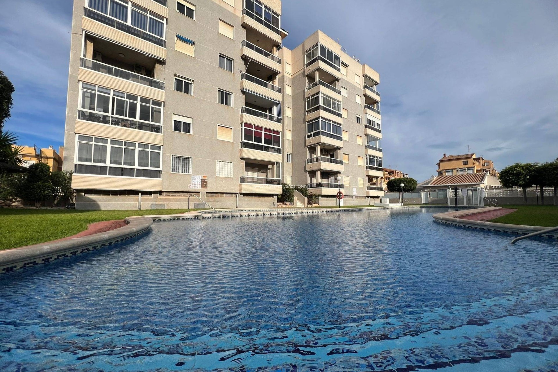 Revente - Appartement - Torrevieja - Aguas nuevas
