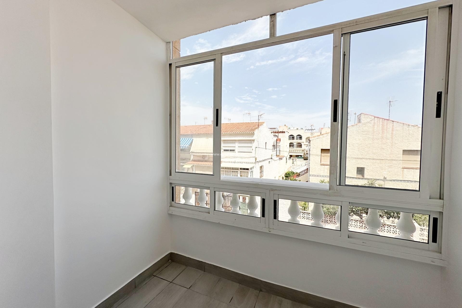 Revente - Appartement - Torrevieja - Center