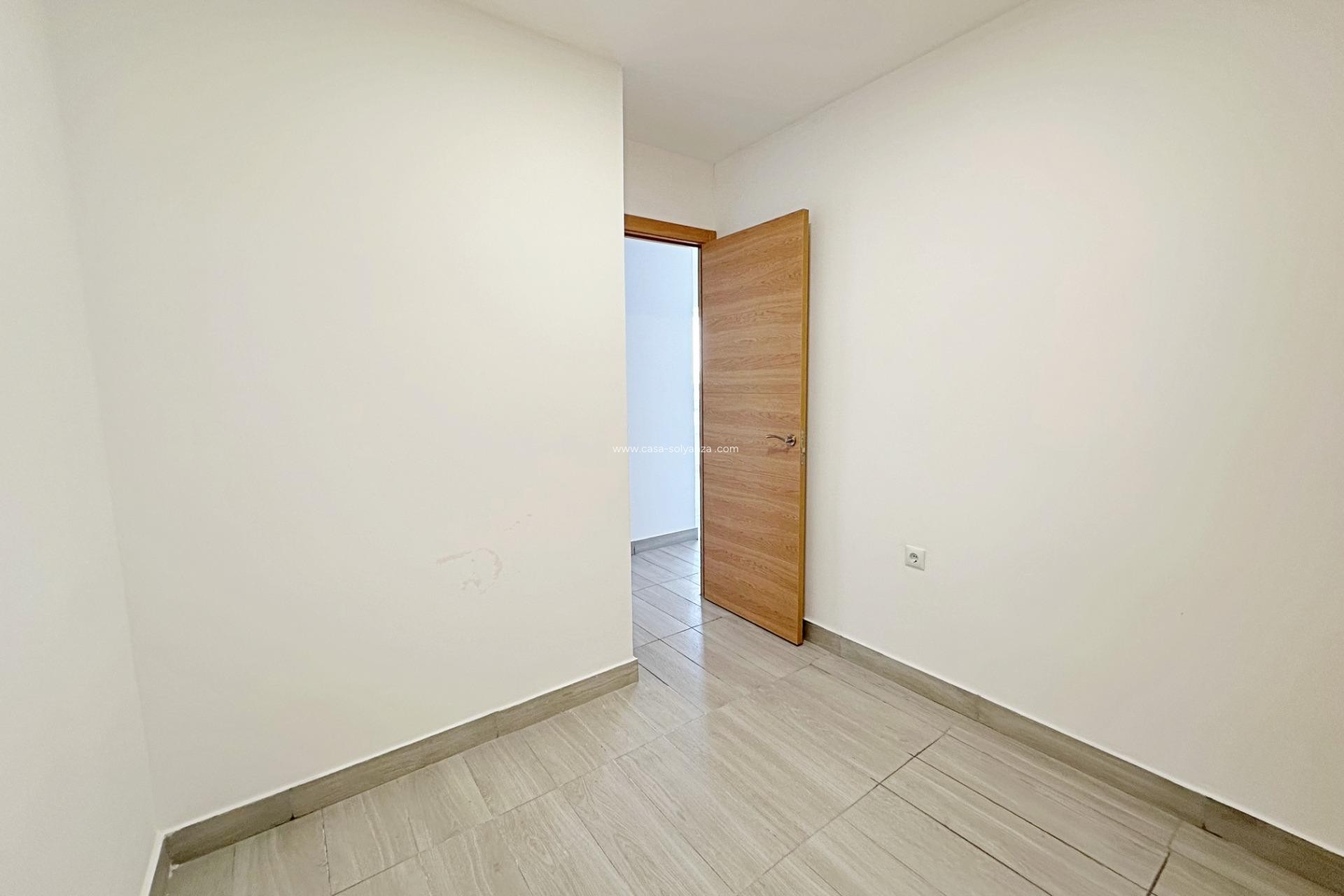 Revente - Appartement - Torrevieja - Center