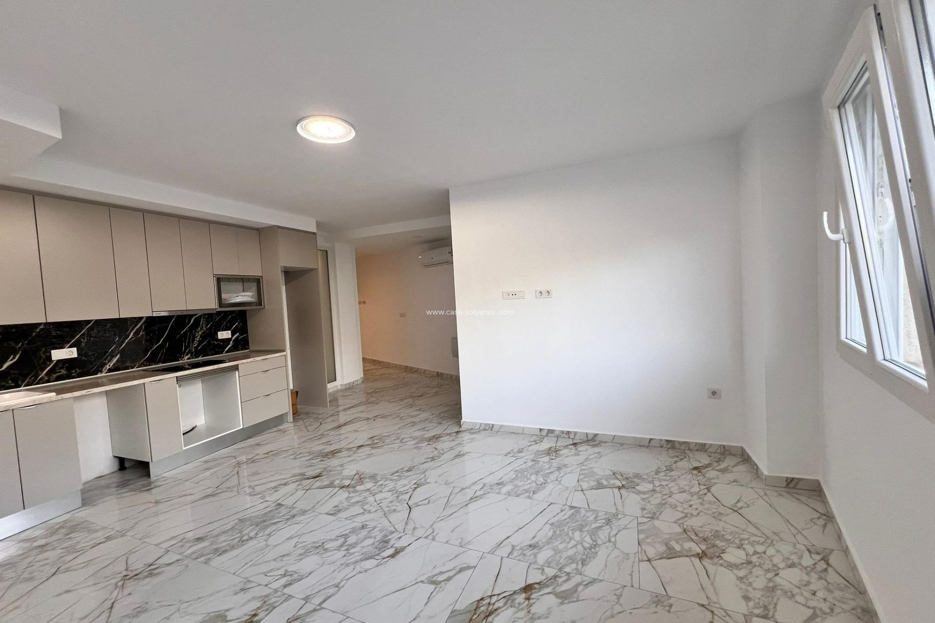 Revente - Appartement - Torrevieja - Center