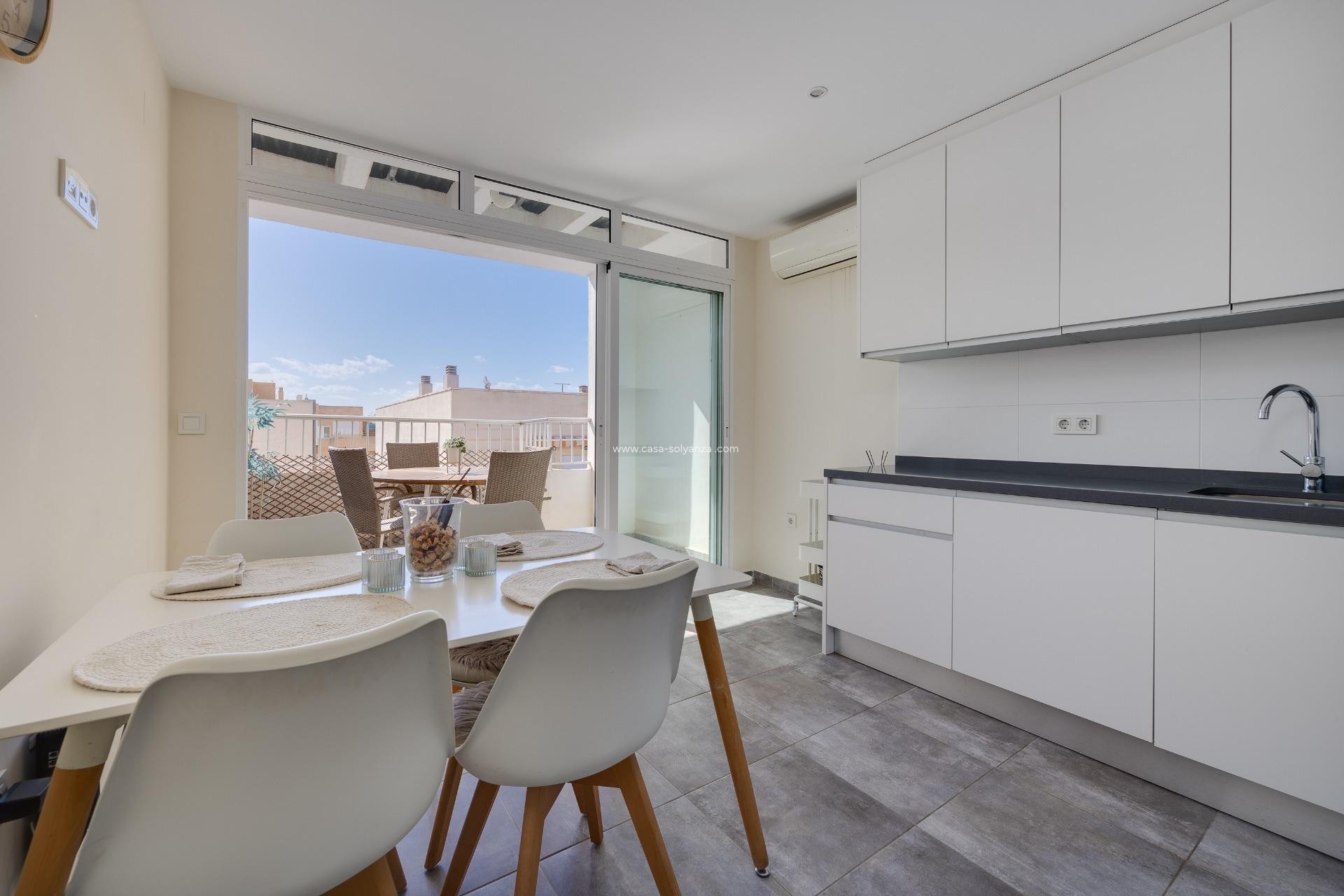 Revente - Appartement - Torrevieja - Center