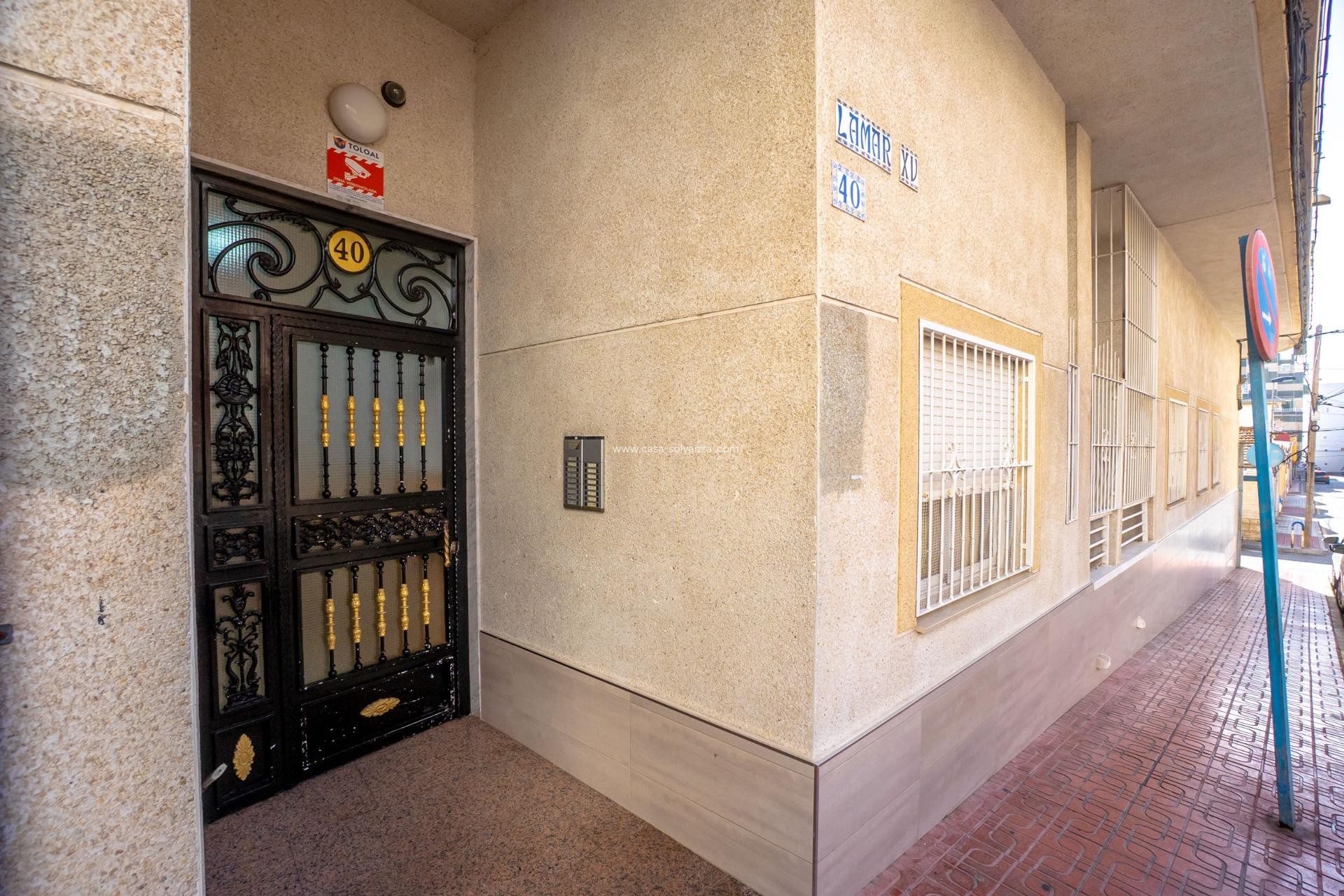 Revente - Appartement - Torrevieja - Center