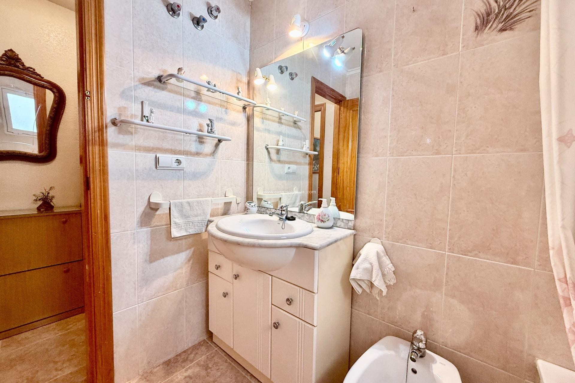 Revente - Appartement - Torrevieja - Center