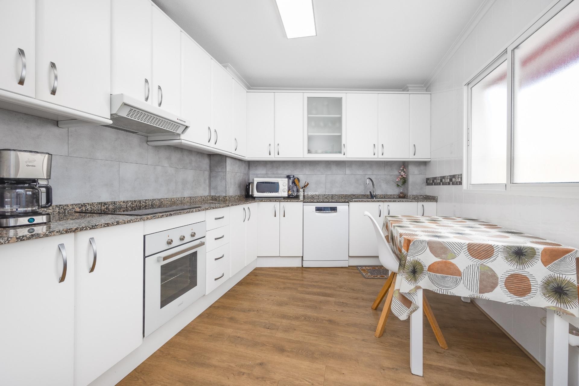 Revente - Appartement - Torrevieja - Center