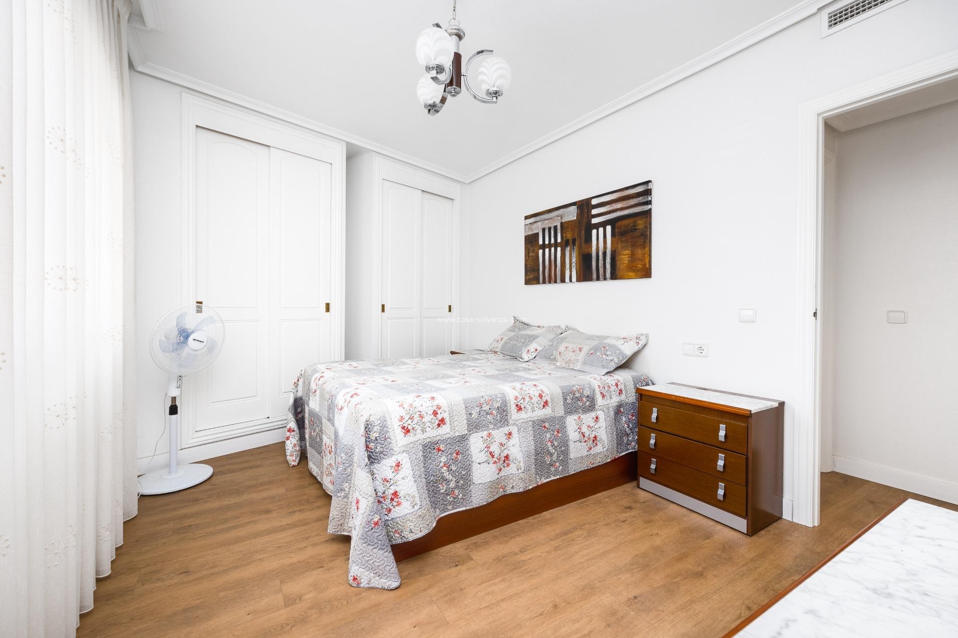 Revente - Appartement - Torrevieja - Center