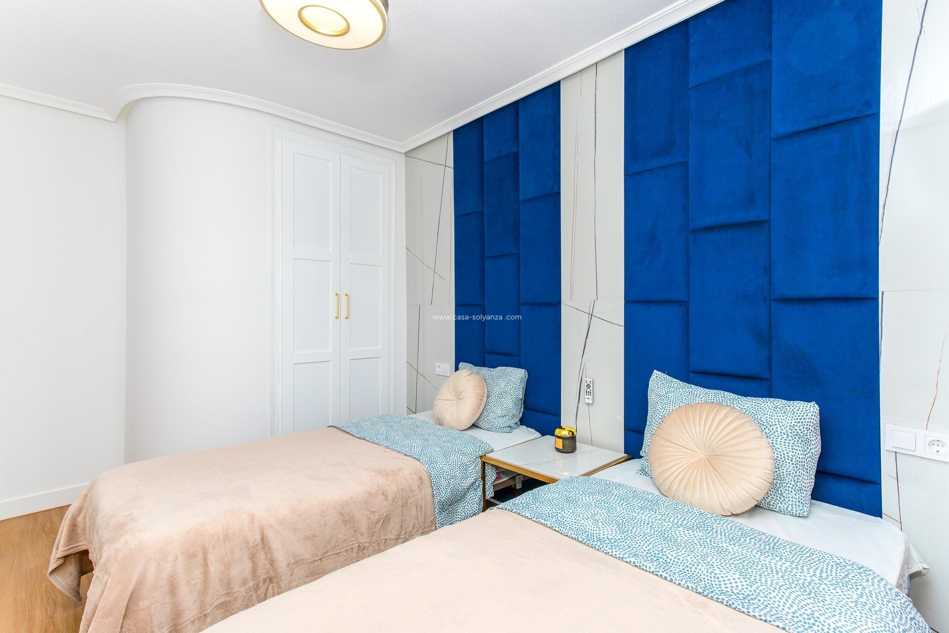 Revente - Appartement - Torrevieja - Center