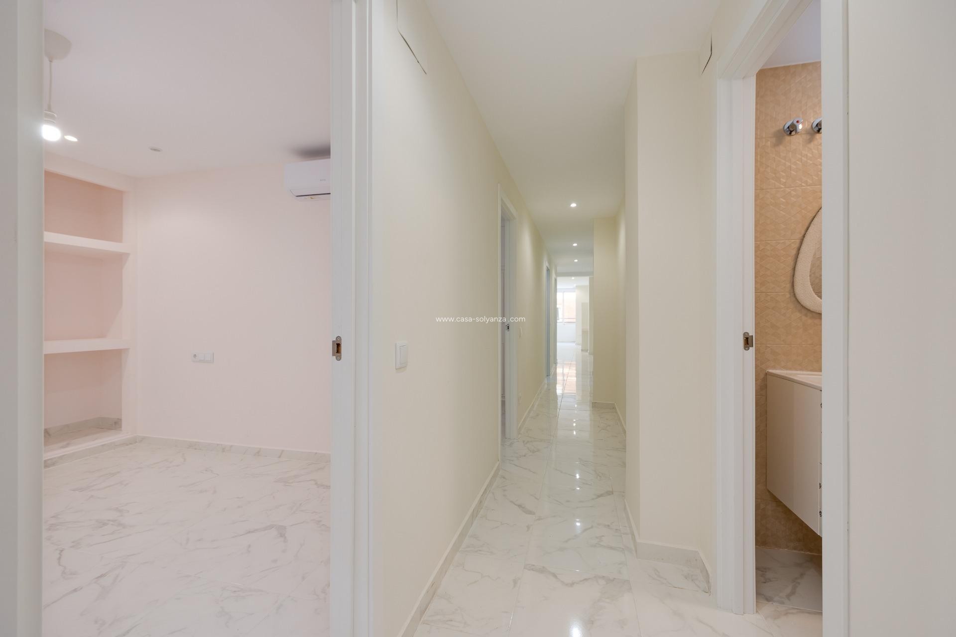 Revente - Appartement - Torrevieja - Center