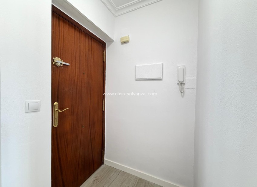 Revente - Appartement - Torrevieja - Center