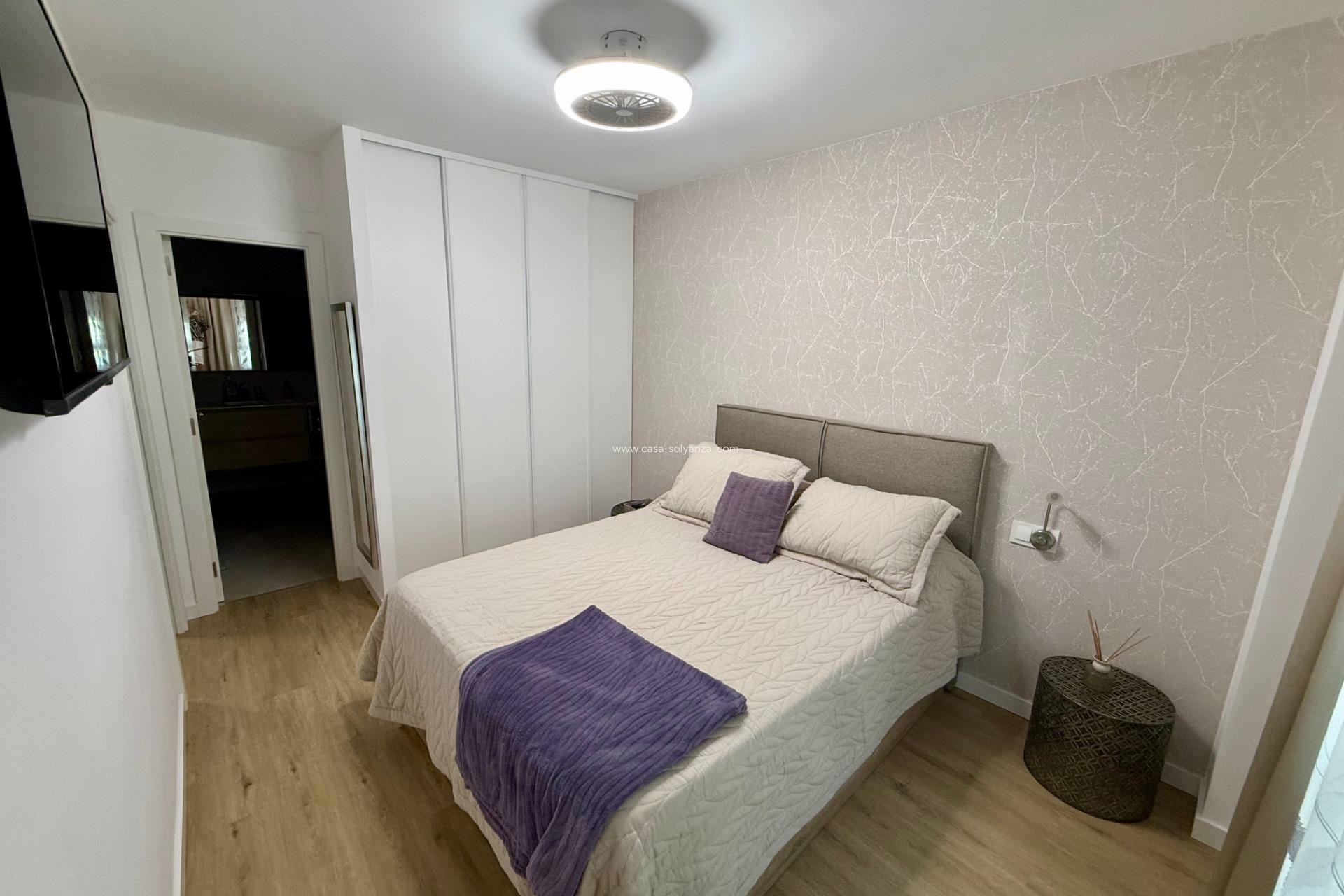 Revente - Appartement - Torrevieja - Center