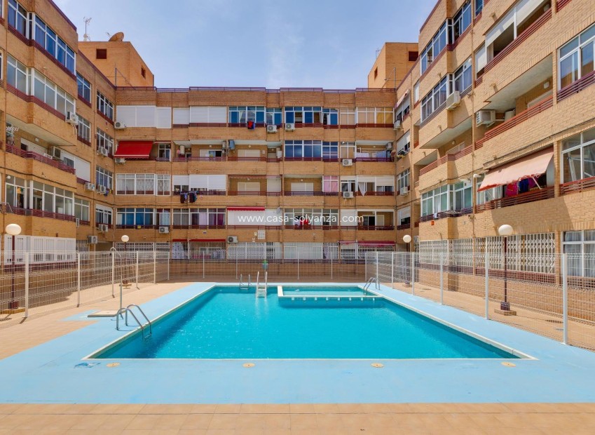 Revente - Appartement - Torrevieja - Center