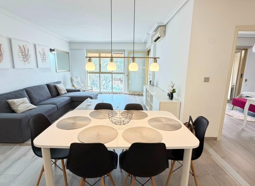 Revente - Appartement - Torrevieja - Centro - Muelle Pesquero