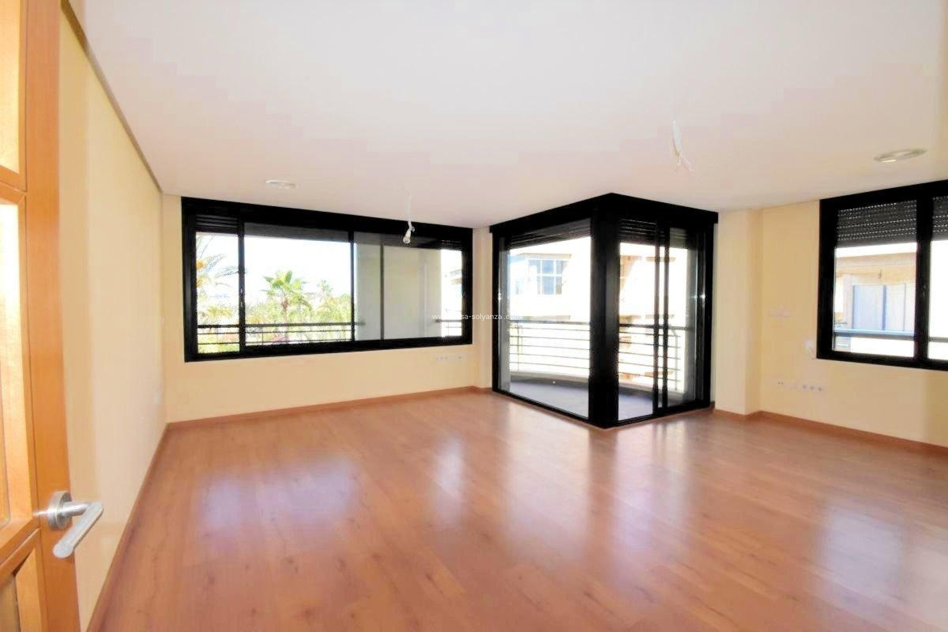 Revente - Appartement - Torrevieja - Centro - Muelle Pesquero
