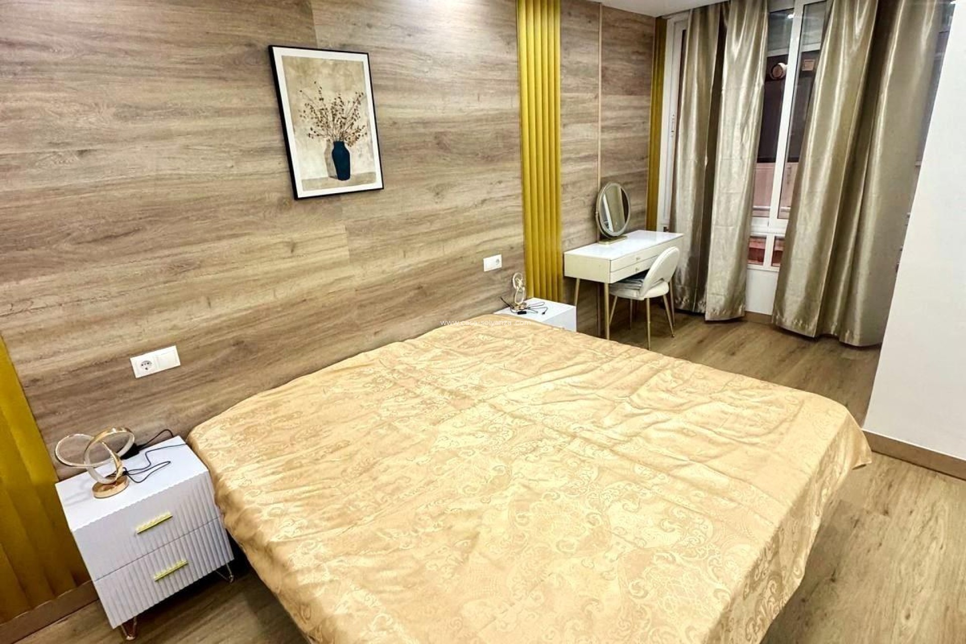Revente - Appartement - Torrevieja - Centro - Muelle Pesquero