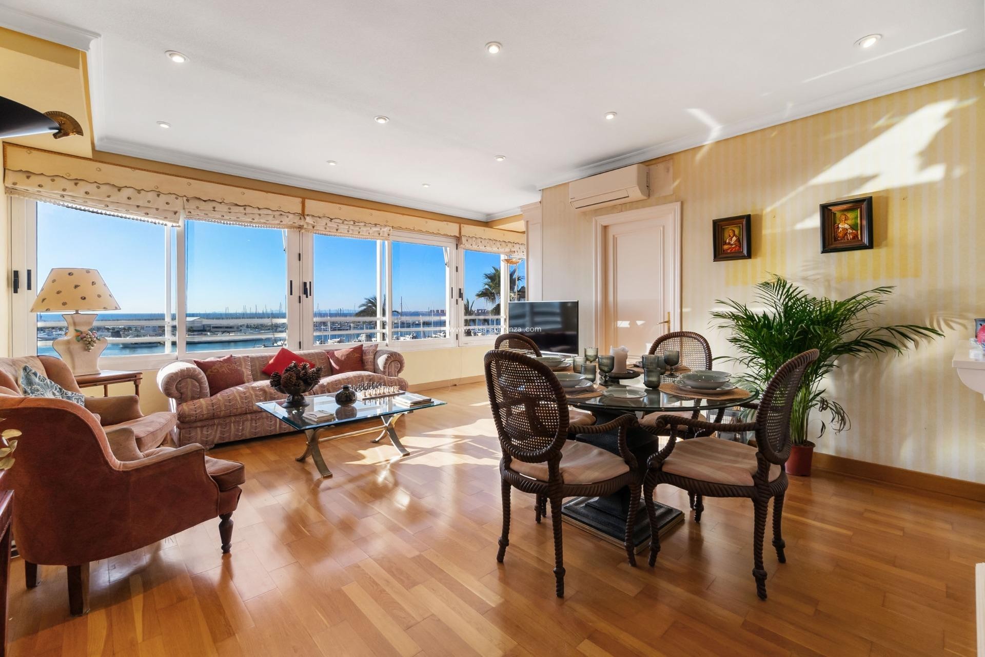 Revente - Appartement - Torrevieja - Centro - Muelle Pesquero