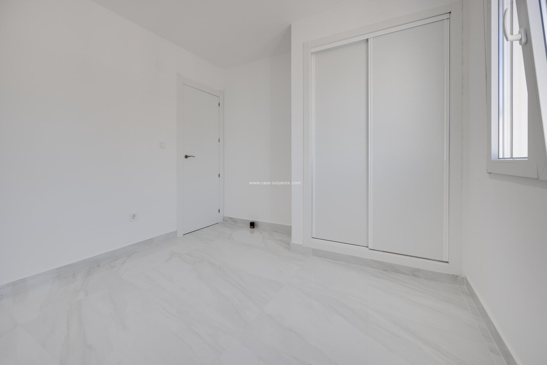 Revente - Appartement - Torrevieja - El Limonar