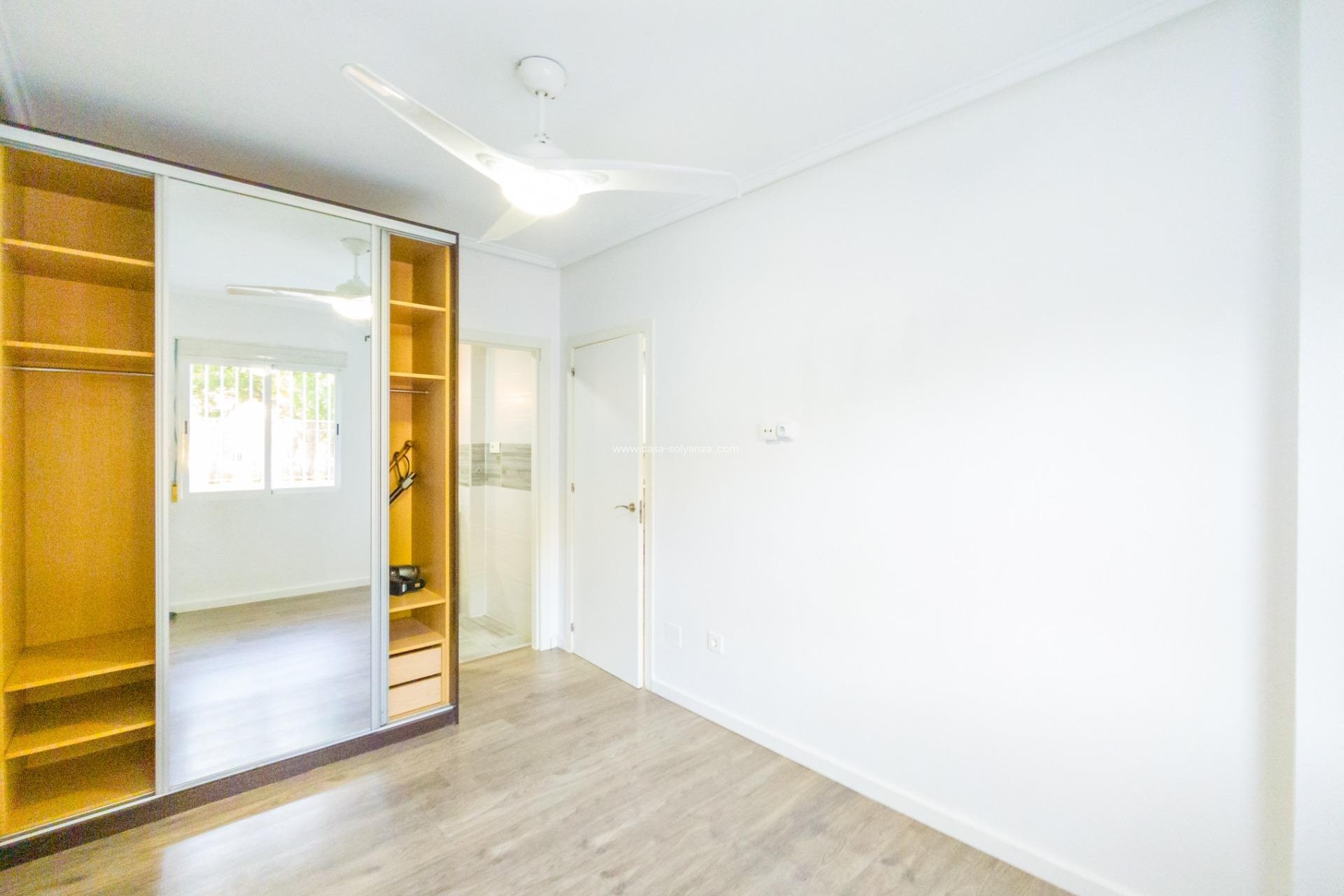 Revente - Appartement - Torrevieja - Estacion Autobuses