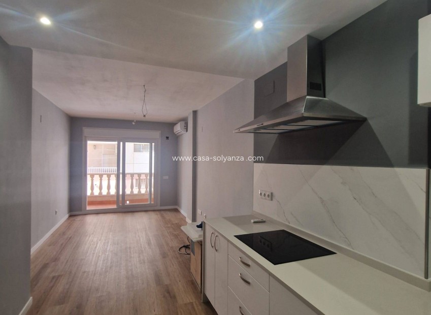 Revente - Appartement - Torrevieja - La Mata