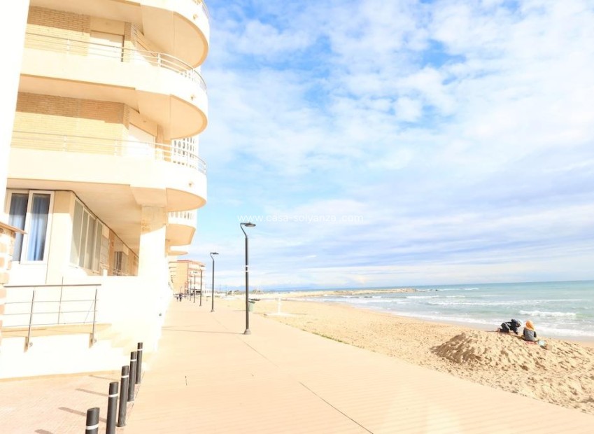 Revente - Appartement - Torrevieja - La Mata