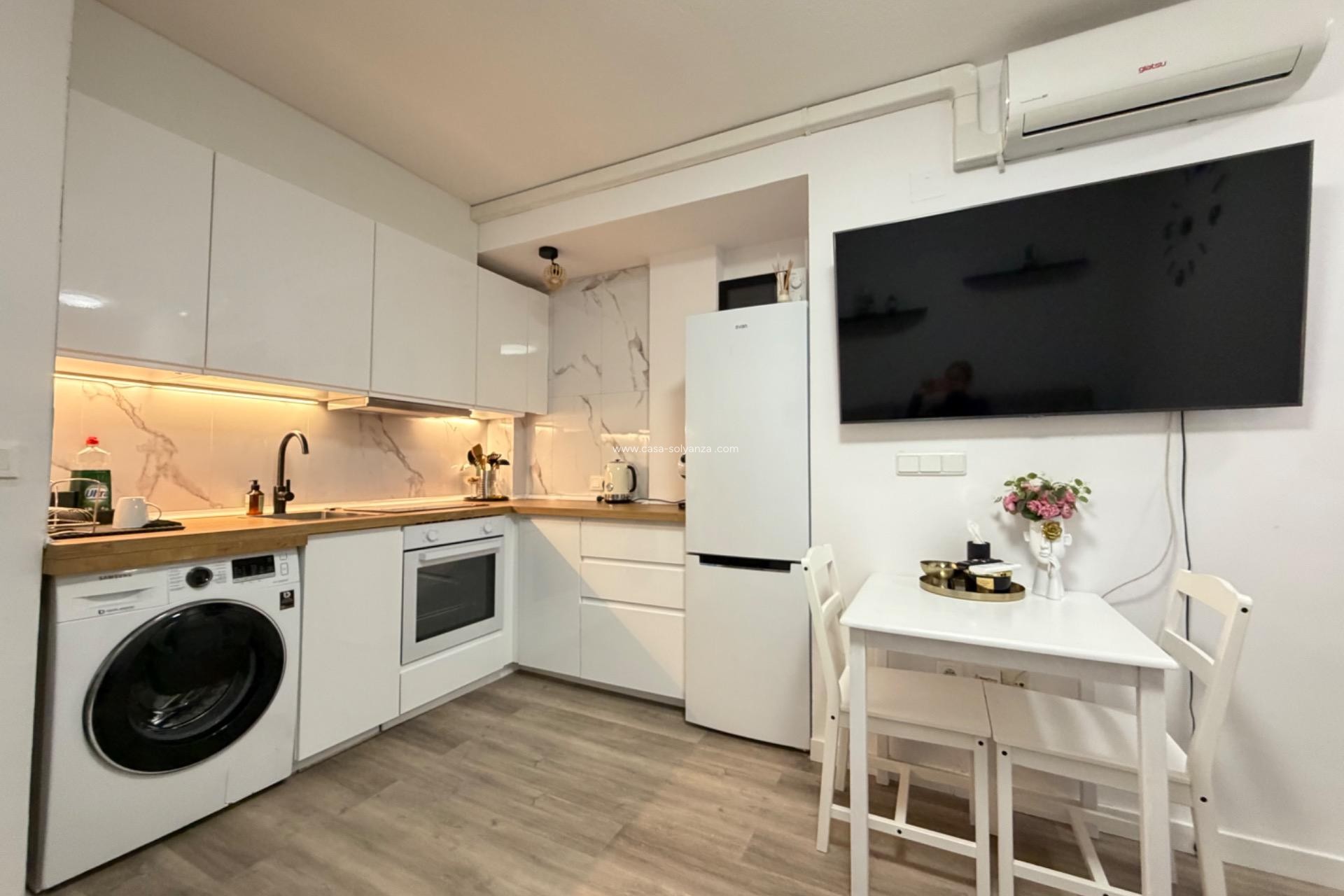 Revente - Appartement - Torrevieja - La Mata