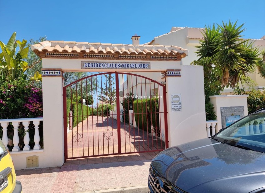 Revente - Appartement - Torrevieja - Los Balcones
