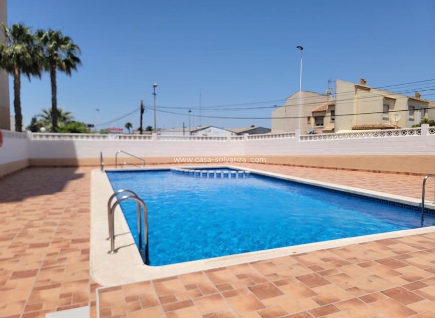 Revente - Appartement - Torrevieja - Nueva Torrevieja