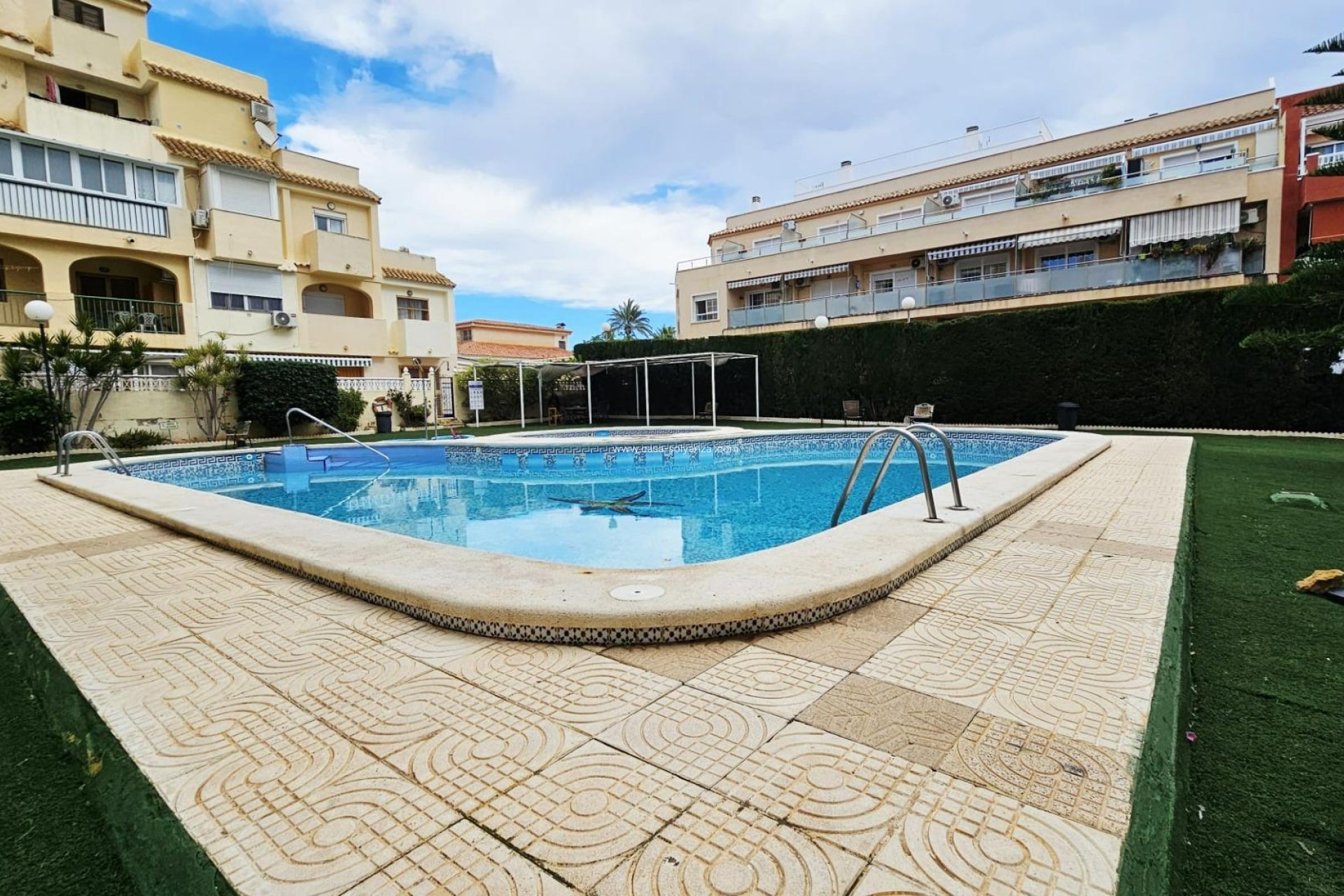 Revente - Appartement - Torrevieja - Nueva Torrevieja