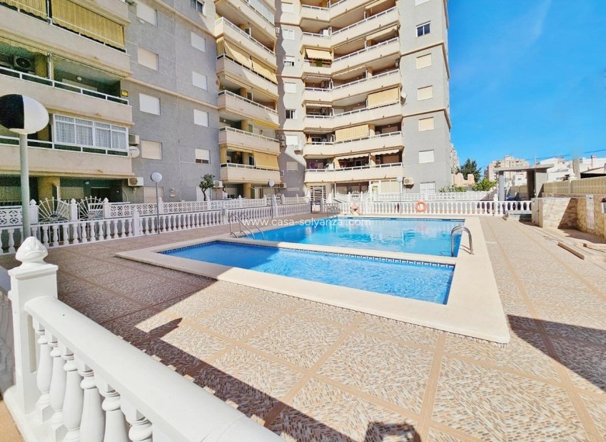 Revente - Appartement - Torrevieja - Nueva Torrevieja