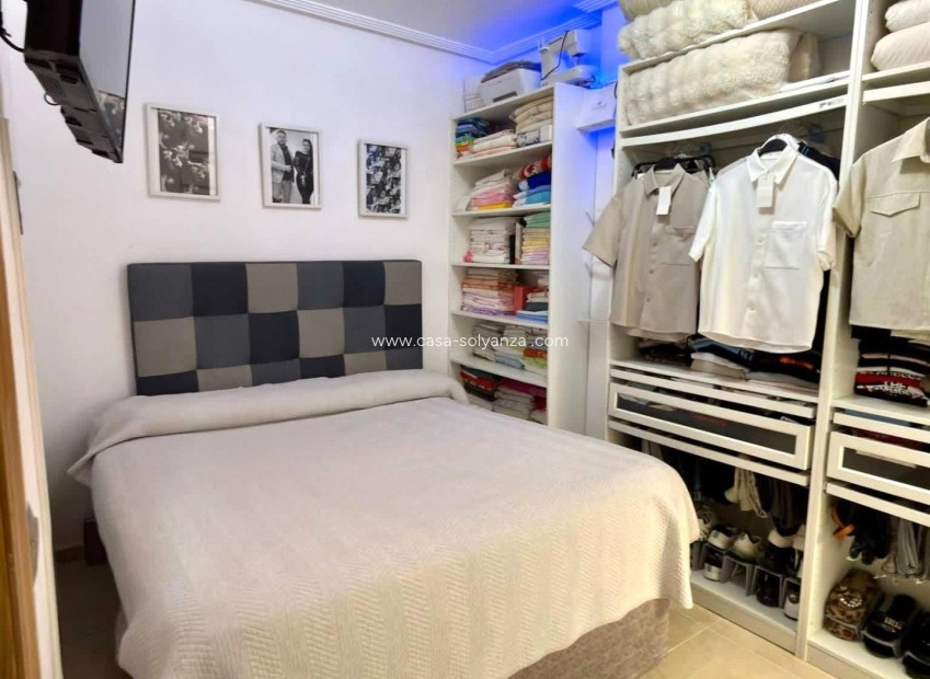 Revente - Appartement - Torrevieja - Nueva Torrevieja