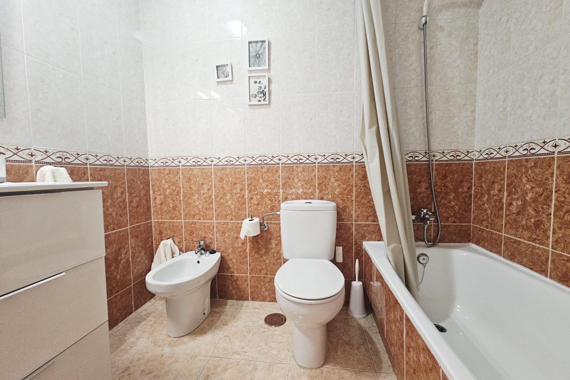 Revente - Appartement - Torrevieja - PARQUE DE LAS NACIONES