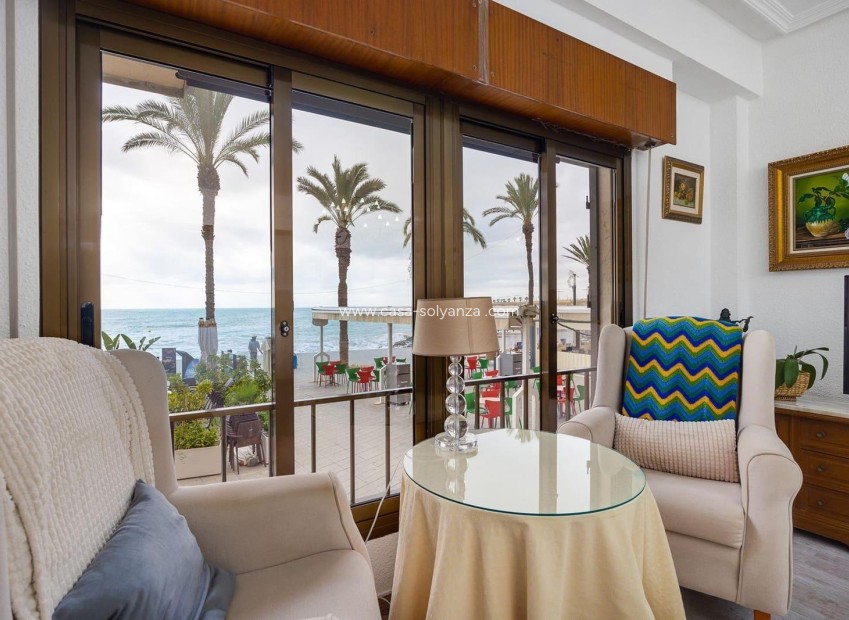 Revente - Appartement - Torrevieja - Paseo Maritimo