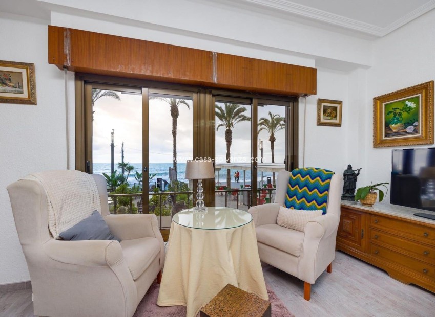 Revente - Appartement - Torrevieja - Paseo Maritimo