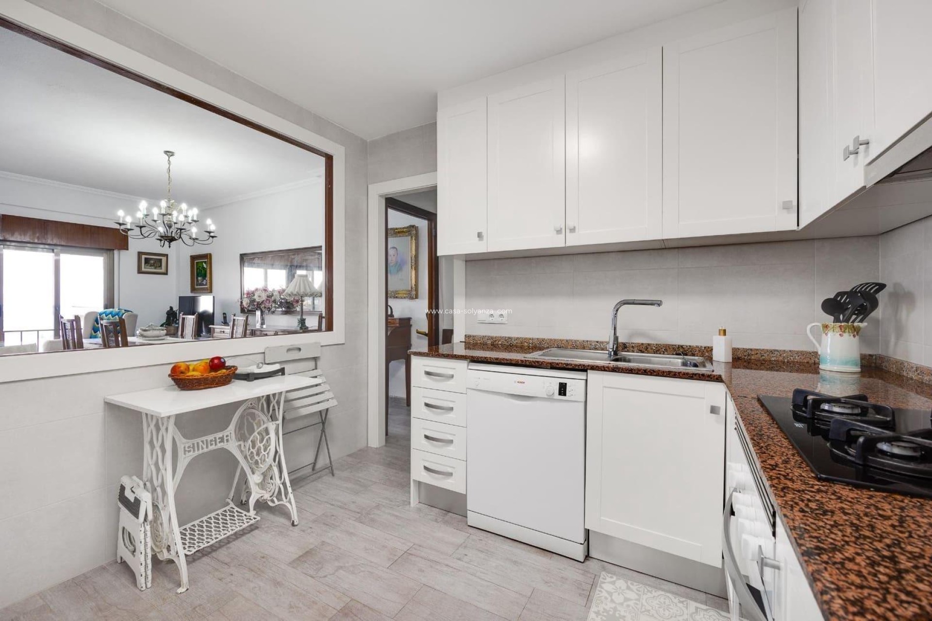 Revente - Appartement - Torrevieja - Paseo Maritimo