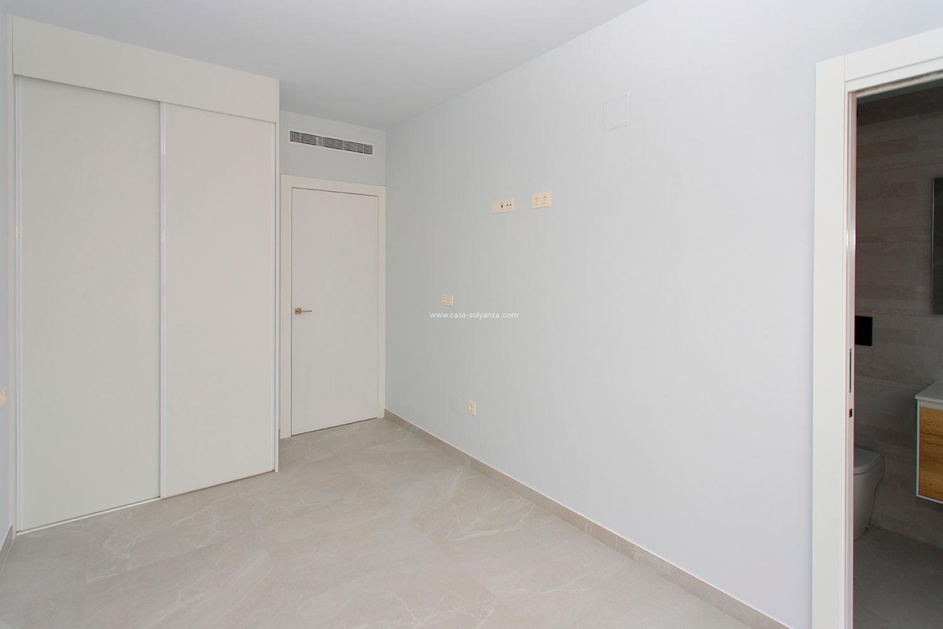 Revente - Appartement - Torrevieja - Paseo maritimo