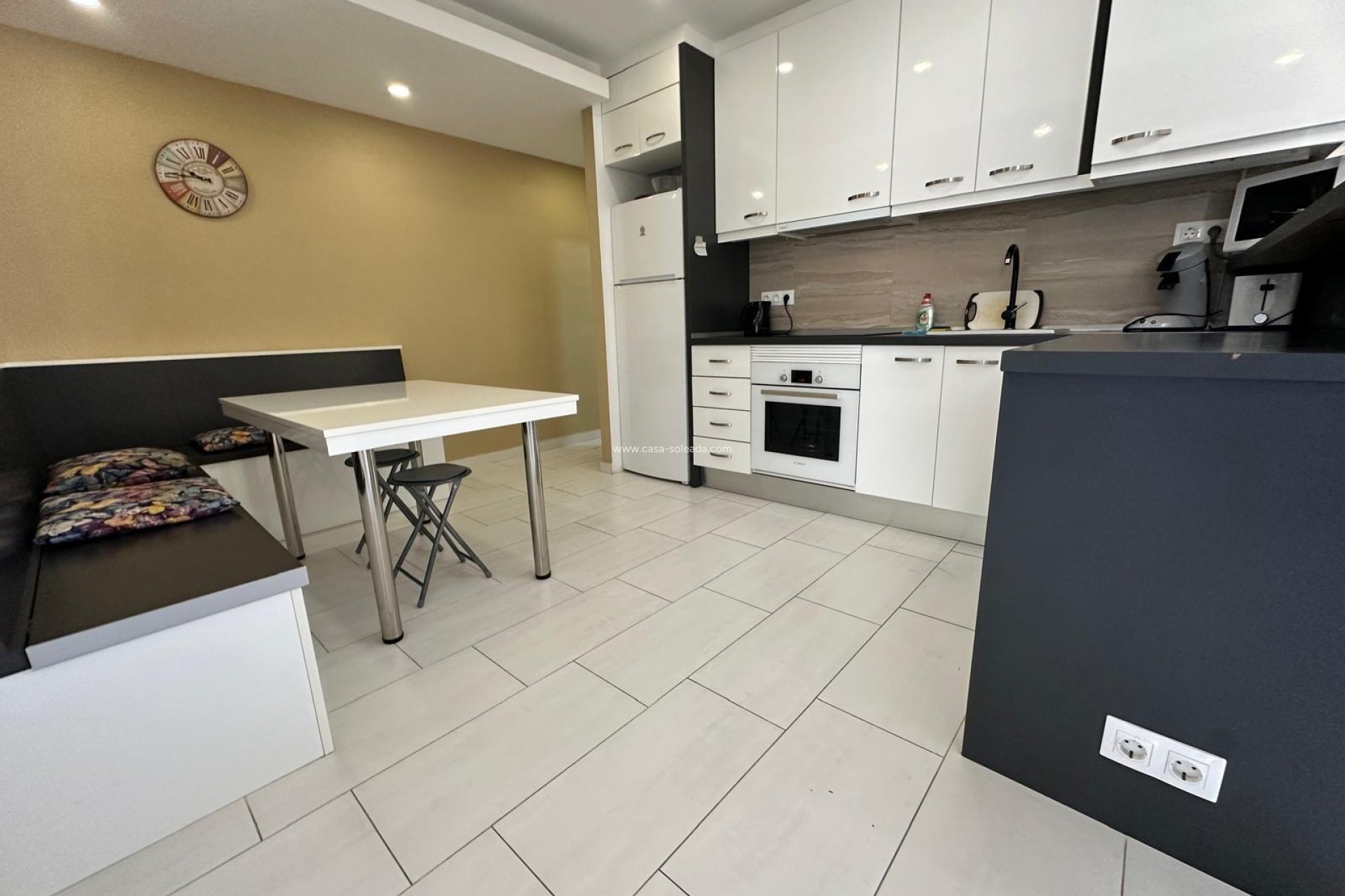 Revente - Appartement - Torrevieja - Paseo Maritimo