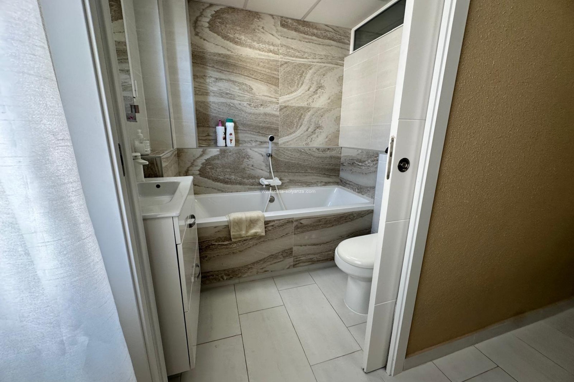 Revente - Appartement - Torrevieja - Paseo Maritimo
