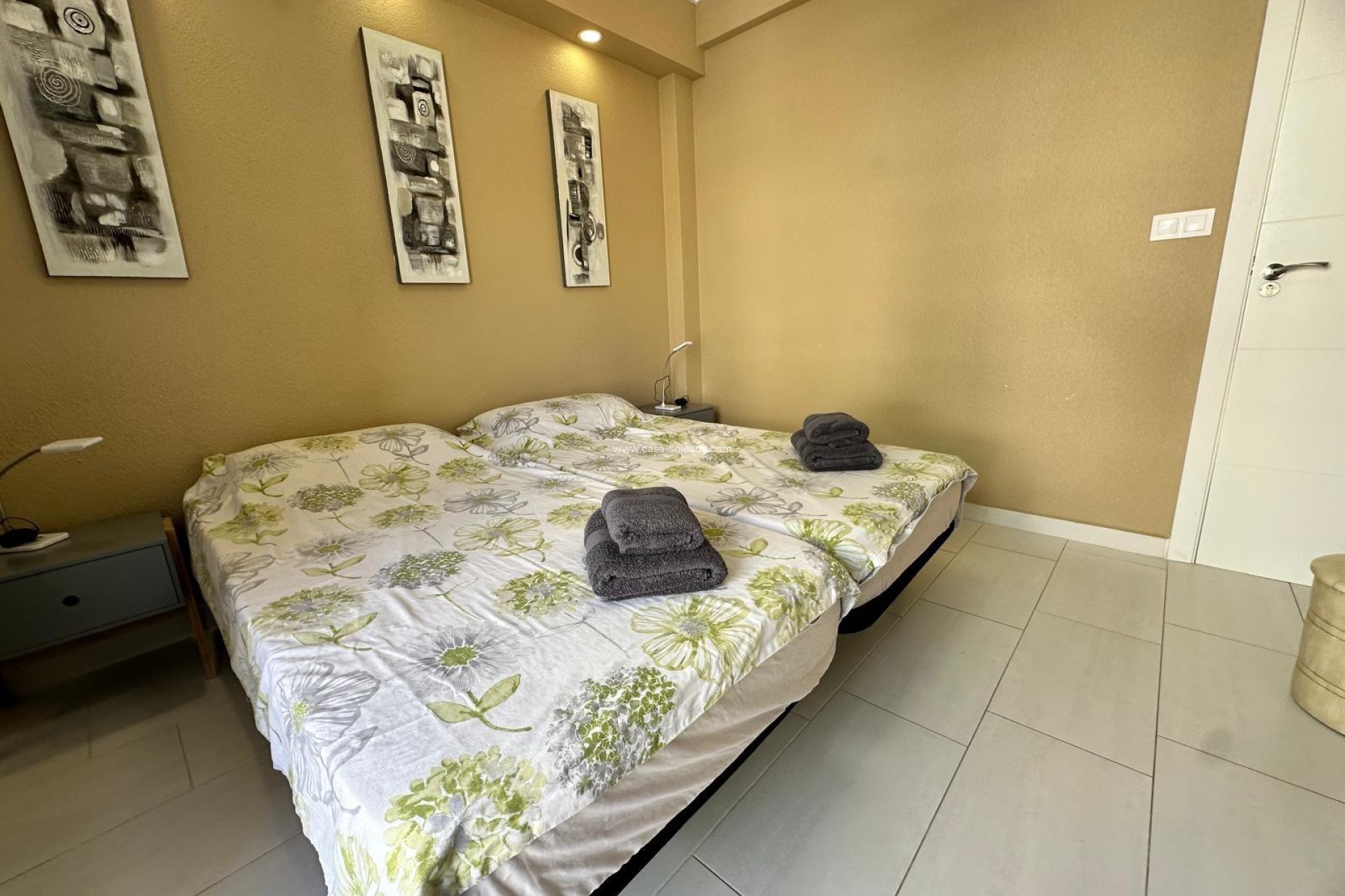 Revente - Appartement - Torrevieja - Paseo Maritimo