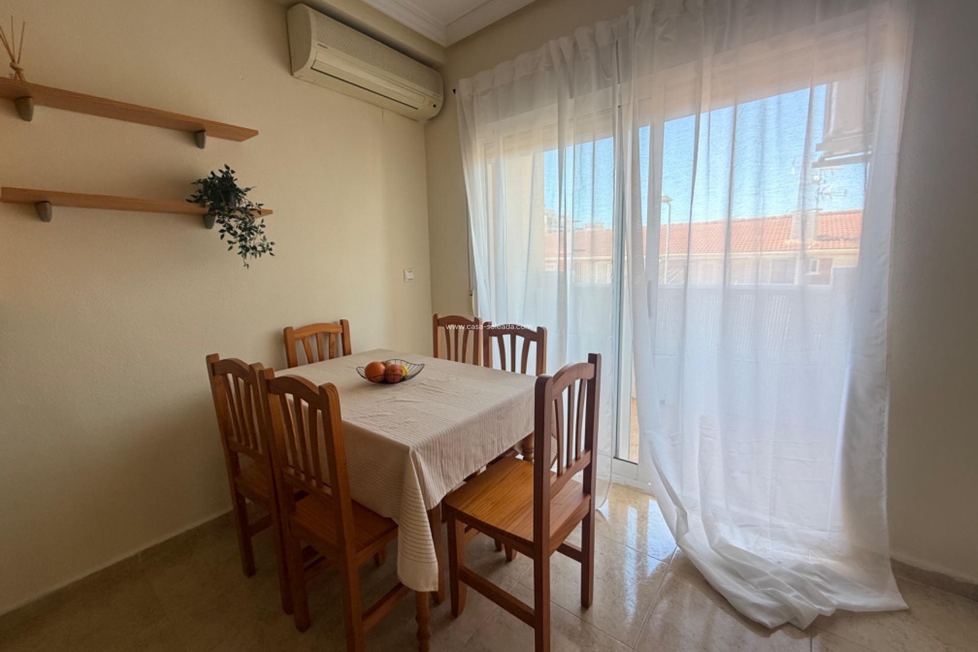 Revente - Appartement - Torrevieja - Playa De Los Naufragos