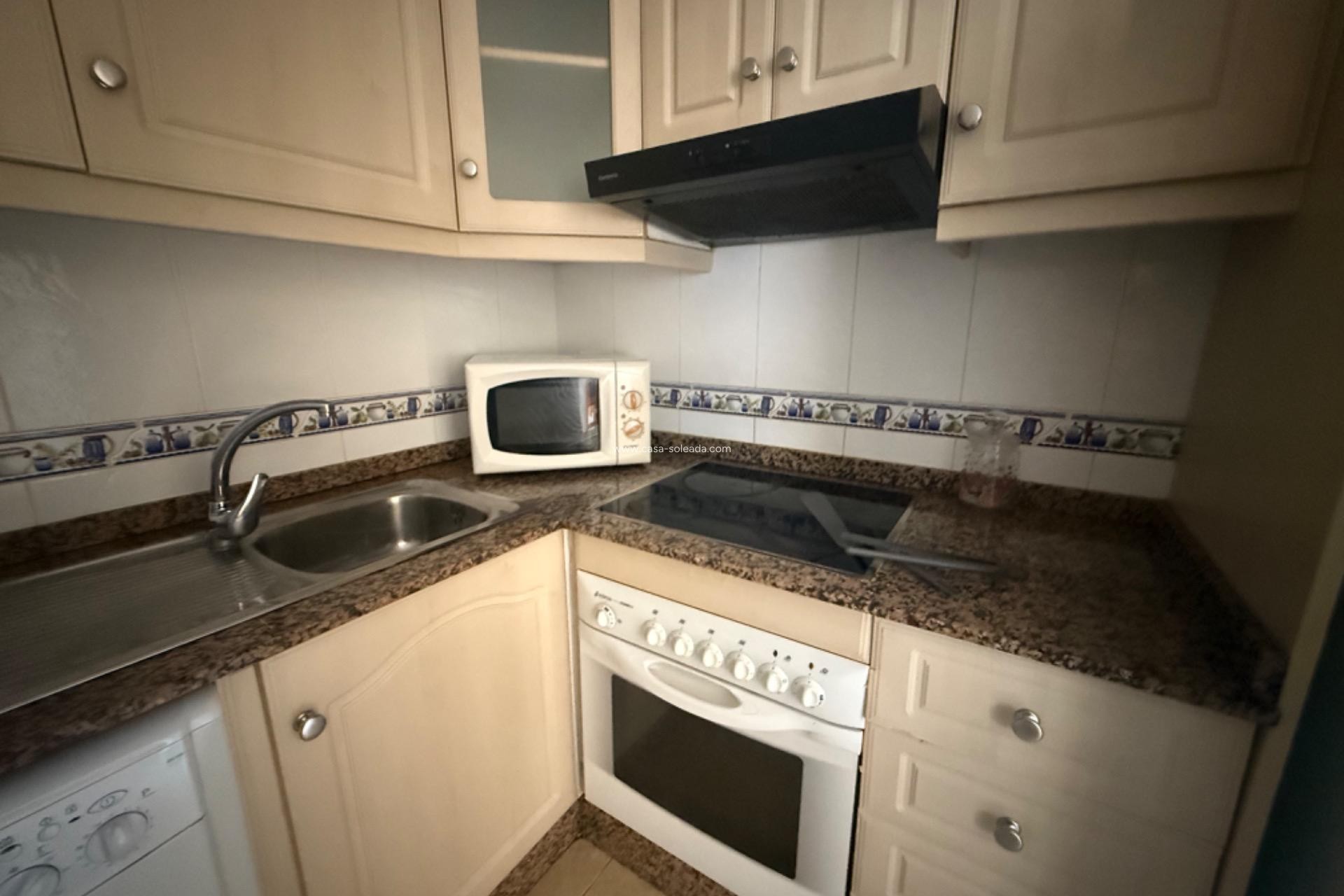 Revente - Appartement - Torrevieja - Playa De Los Naufragos