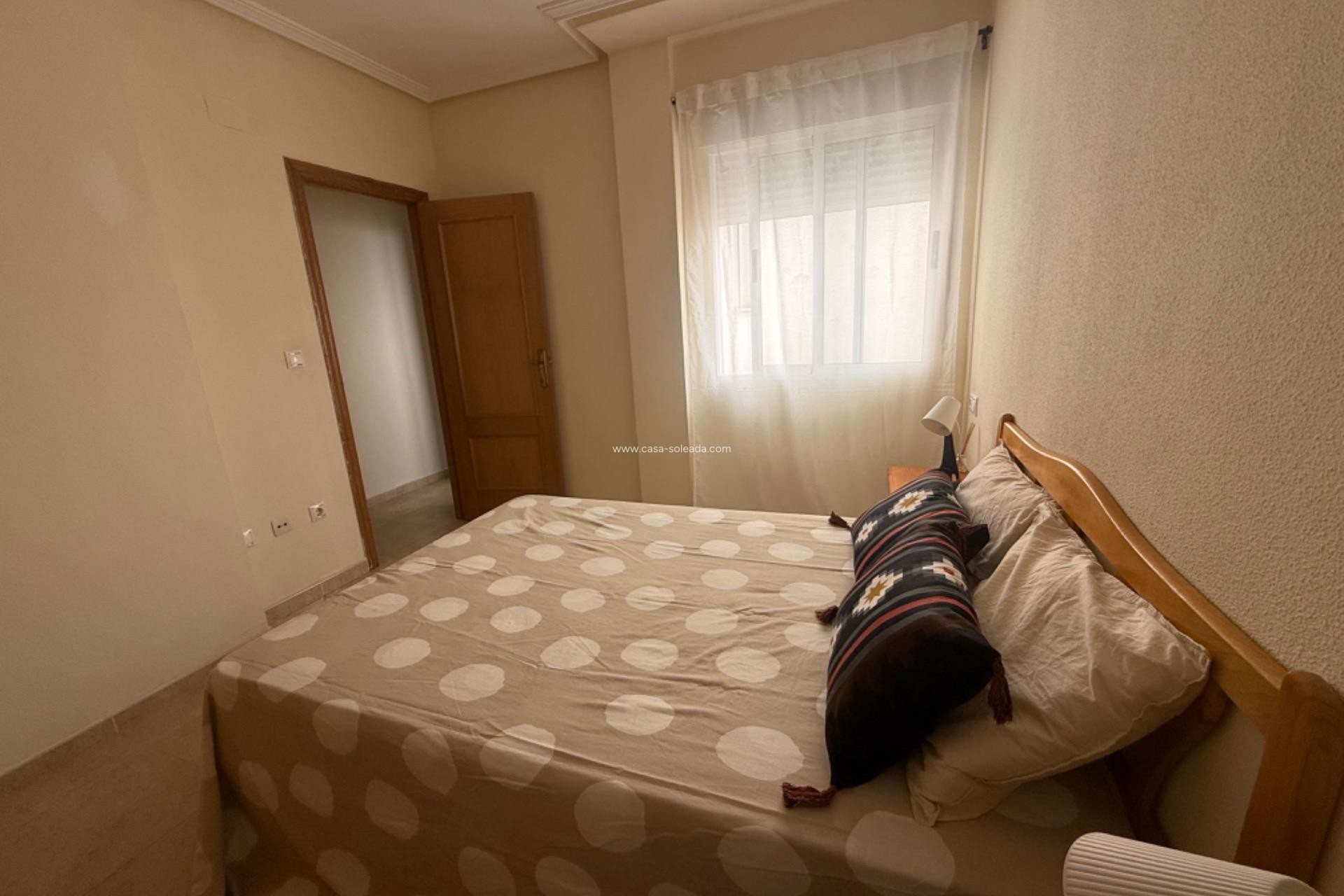 Revente - Appartement - Torrevieja - Playa De Los Naufragos