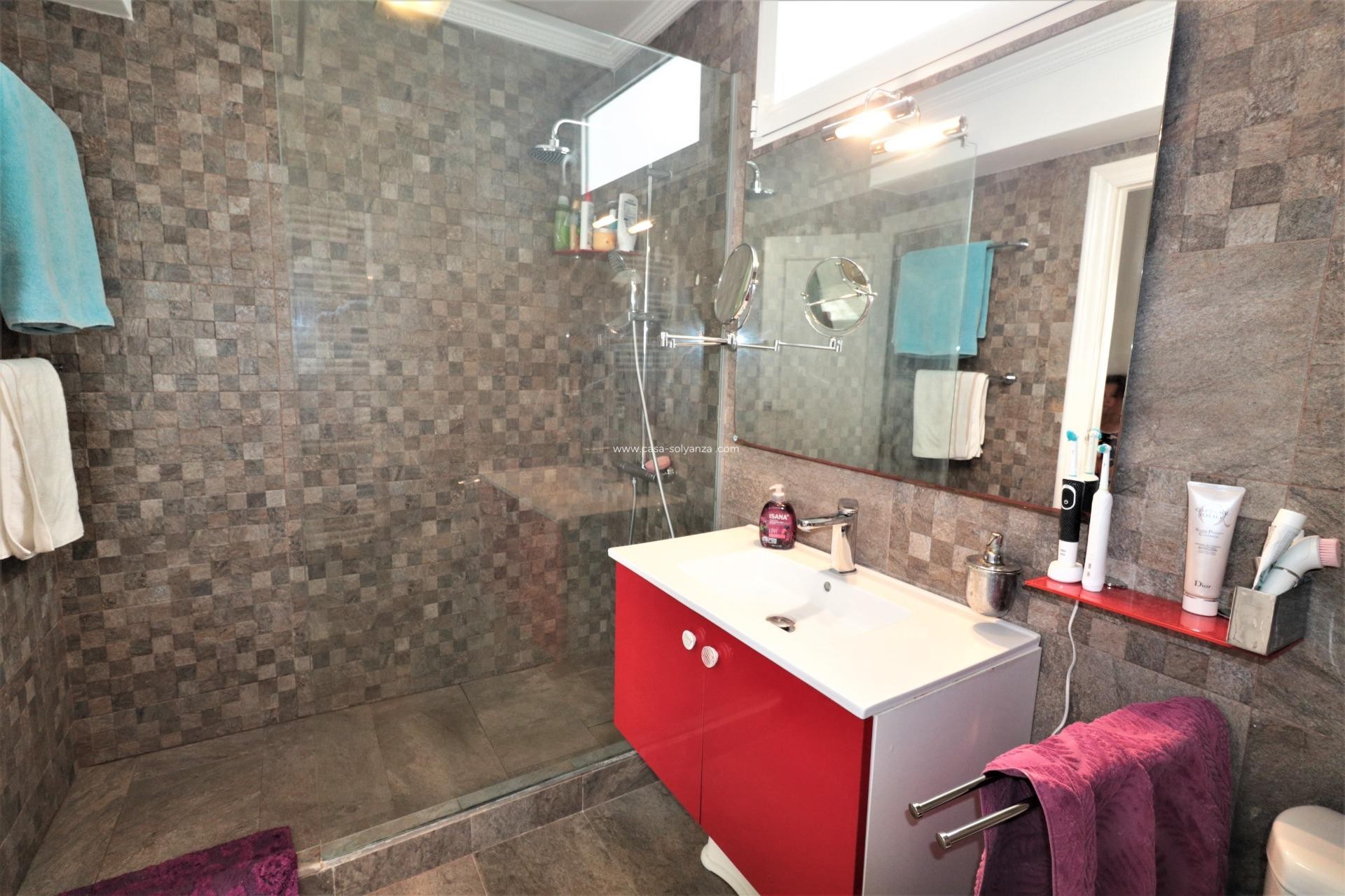 Revente - Appartement - Torrevieja - Playa De Los Naufragos