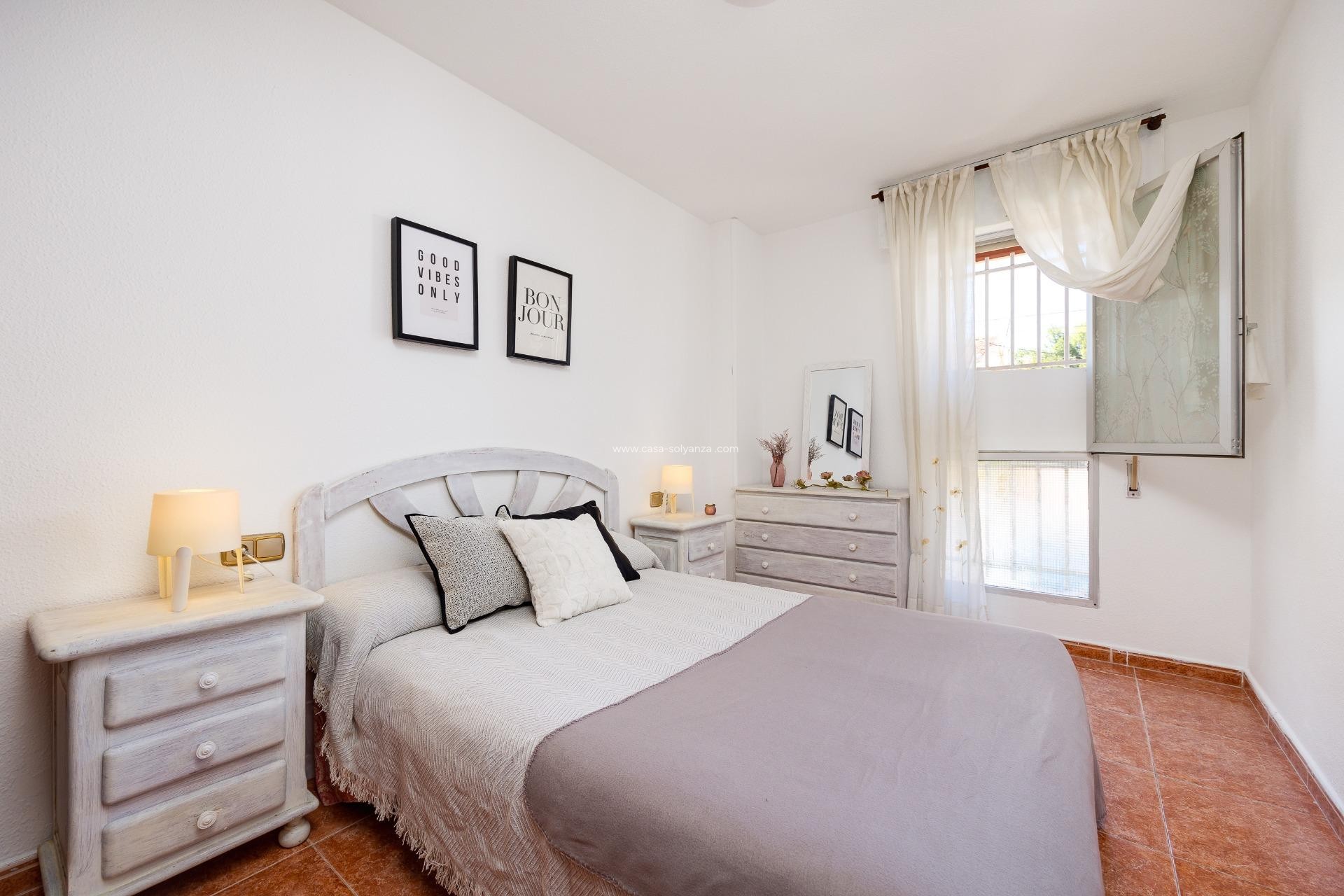 Revente - Appartement - Torrevieja - Playa De Los Naufragos