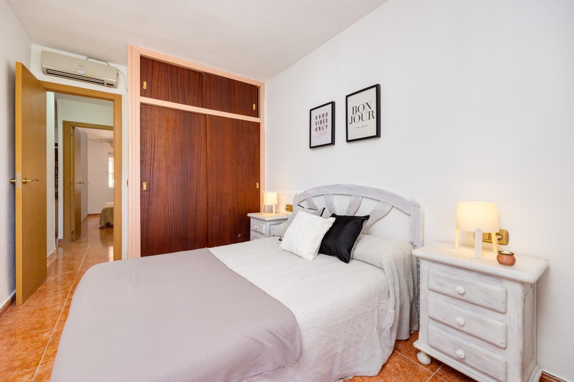 Revente - Appartement - Torrevieja - Playa De Los Naufragos