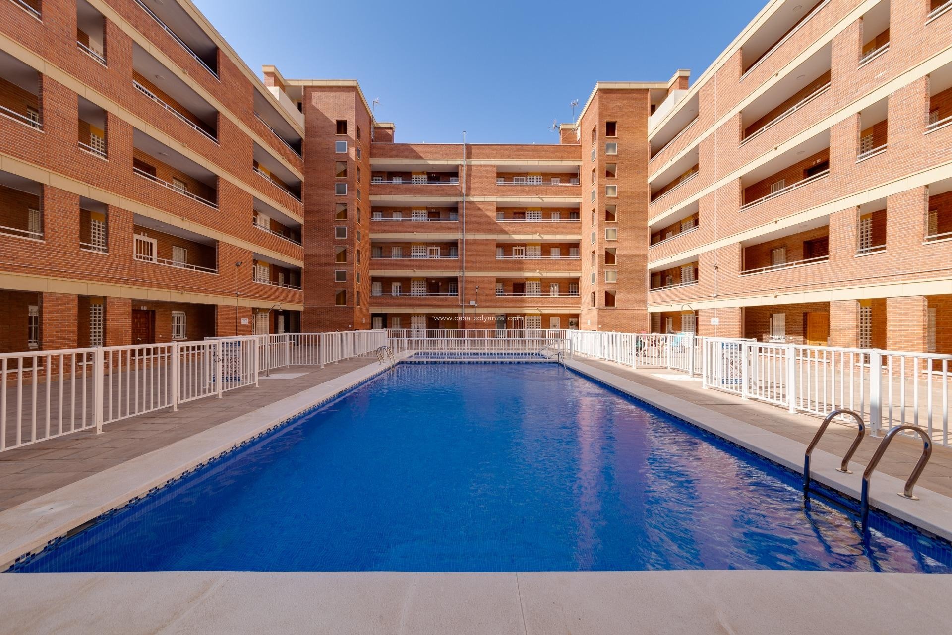 Revente - Appartement - Torrevieja - Playa De Los Naufragos