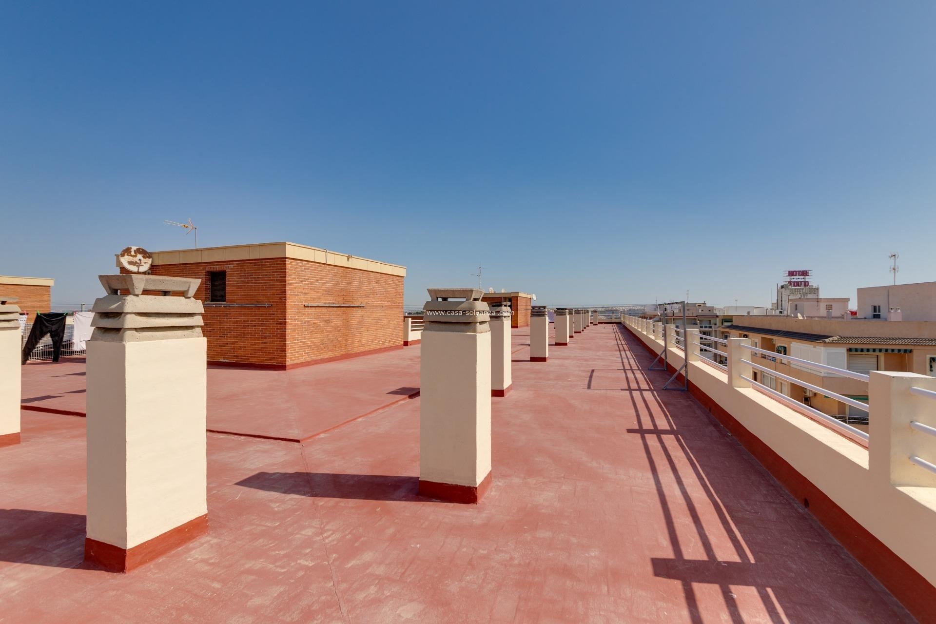 Revente - Appartement - Torrevieja - Playa De Los Naufragos