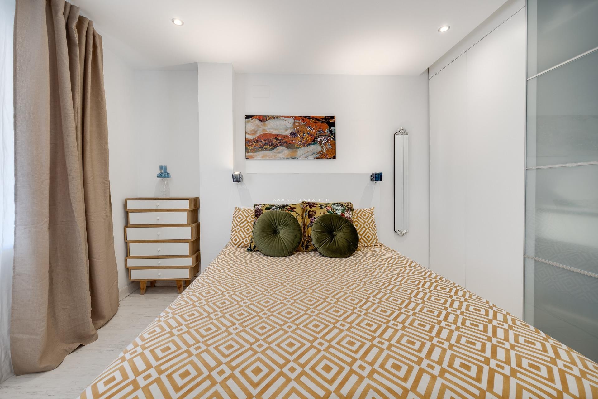 Revente - Appartement - Torrevieja - Playa De Los Naufragos