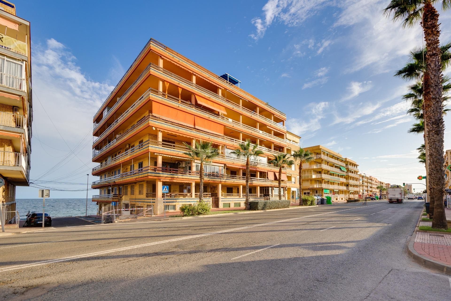 Revente - Appartement - Torrevieja - Playa De Los Naufragos