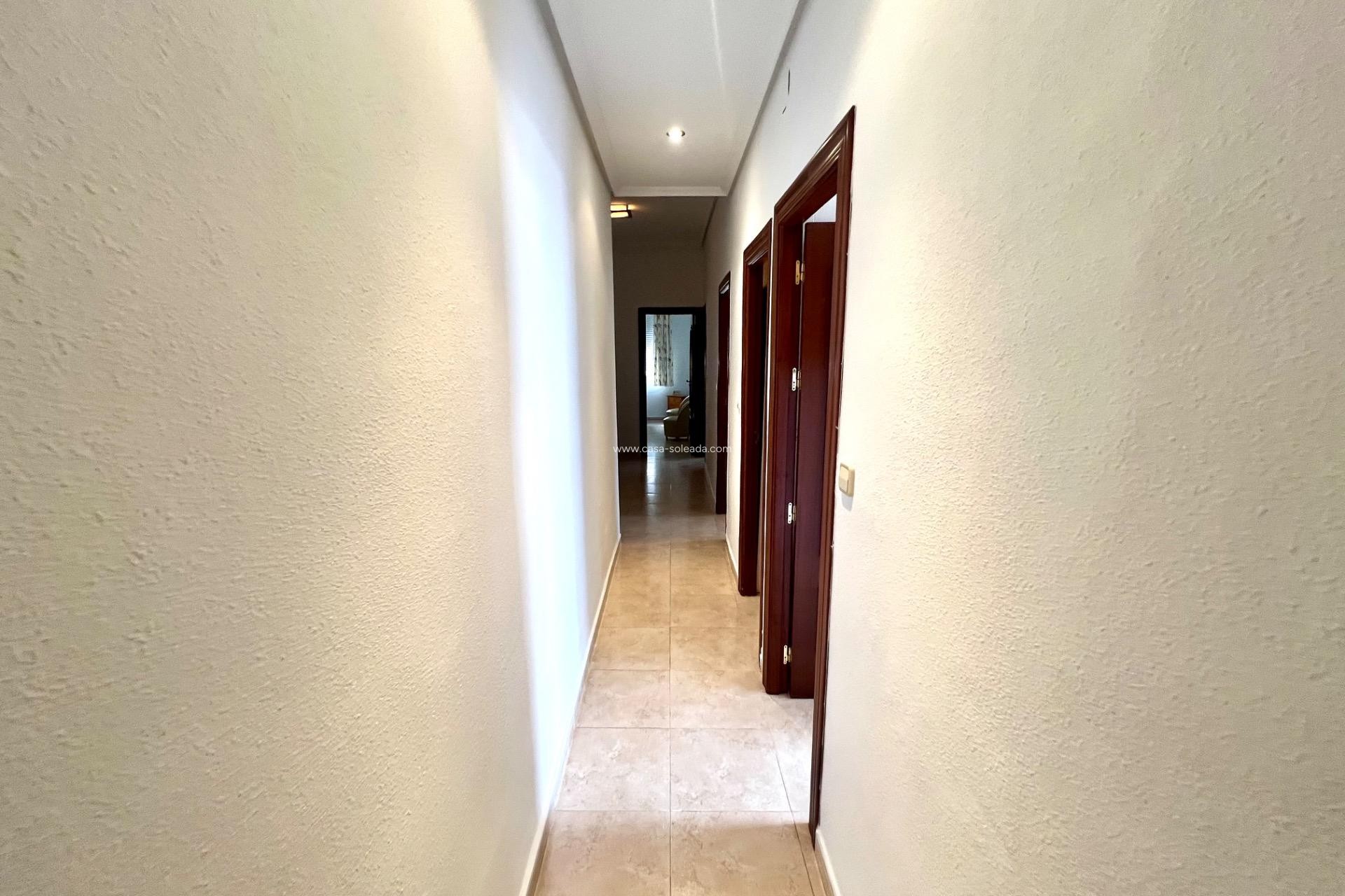 Revente - Appartement - Torrevieja - Playa De Los Naufragos